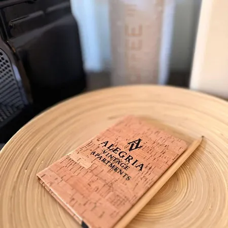 Alegria Vintage - *